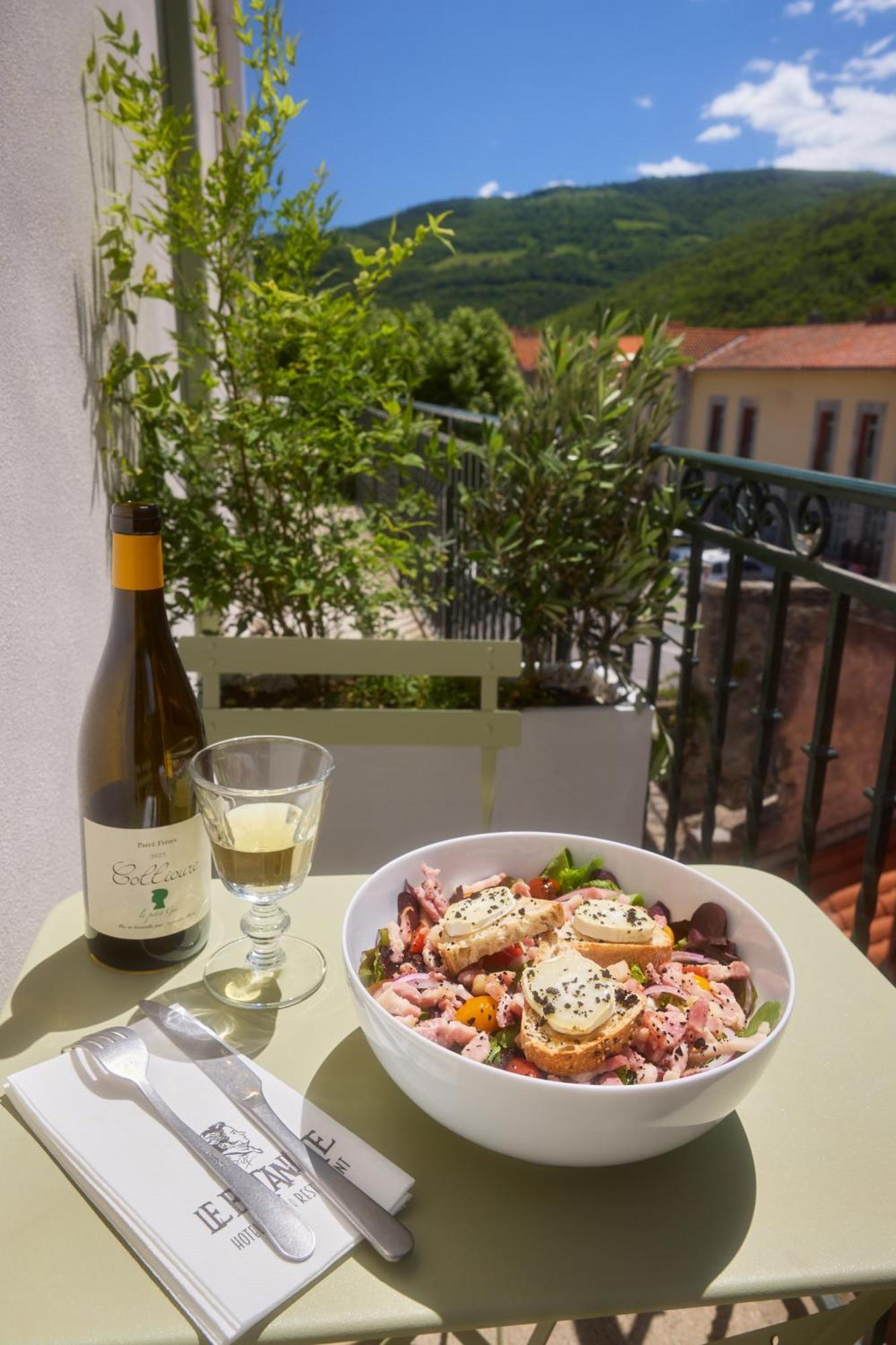Hotel Restaurant Le Botaniste Пра-де-Молло-ла-Прест Экстерьер фото